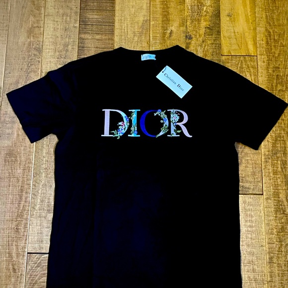 Other - Dior T-Shirt